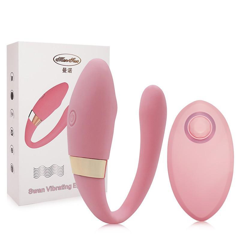 Wireless remote control vibrator in pink silicone with curved design
